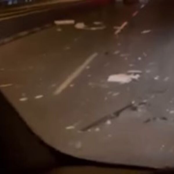 Saobraćajka na Pupinovom mostu: Došlo do sudara kamiona, srča i delovi vozila svuda po putu, sve stoji! VIDEO