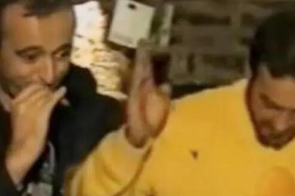 ŠIPTAR PAR DANA NAKON UBISTVA ĐINĐIĆA POZVAO POZNATOG SRBIna! Ovaj od straha bacio telefon u Dunav i POBEGAO U...