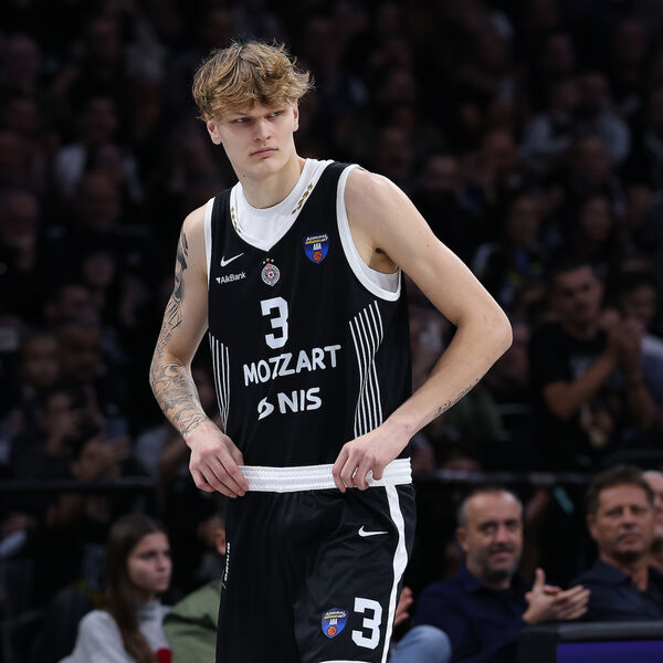 Mika Murinen pakuje kofere!