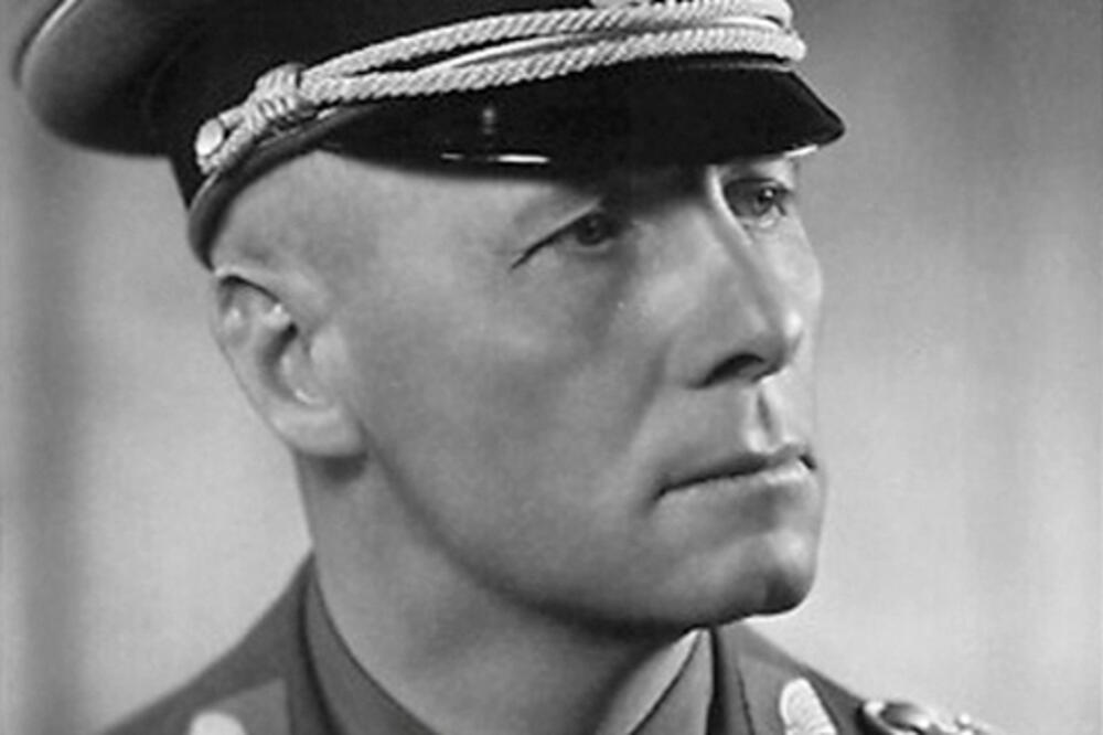 Ovog čoveka je Hitler naterao da POPIJE CIJANID, a kad čujete zašto... Širio je strah i trepet, pa skončao jezivo!