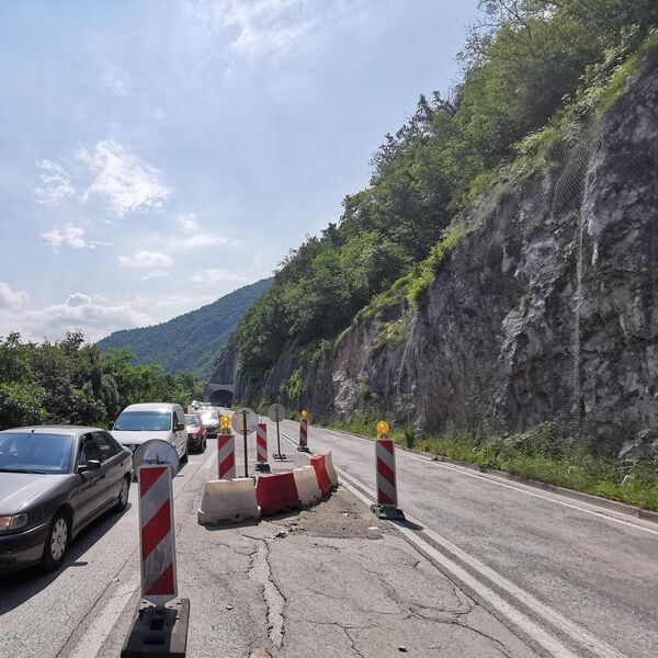 Vozači, ovuda više ne možete! Potpuna obustava saobraćaja do 17 sati, ovo vam je jedini mogući pravac