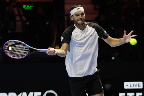 Tejlor Fric preko Aleksandera Zvereva zakazao duel sa Karlosom Alkarasom (Video)