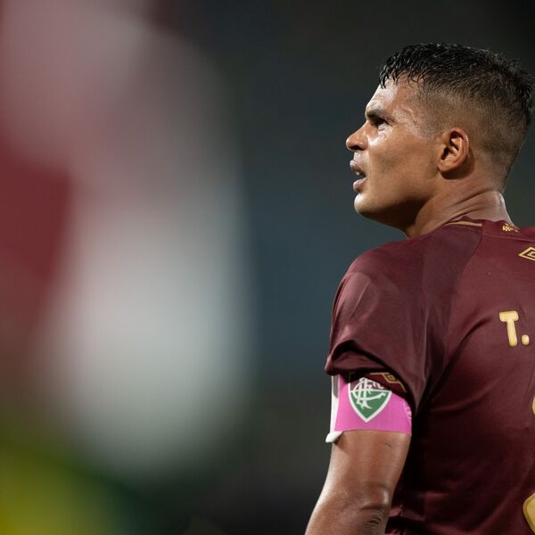 Legendarni Tijago Silva majstorijom u 98. minutu "zapalio" Marakanu i doneo pobedu Fluminenseu (Video)