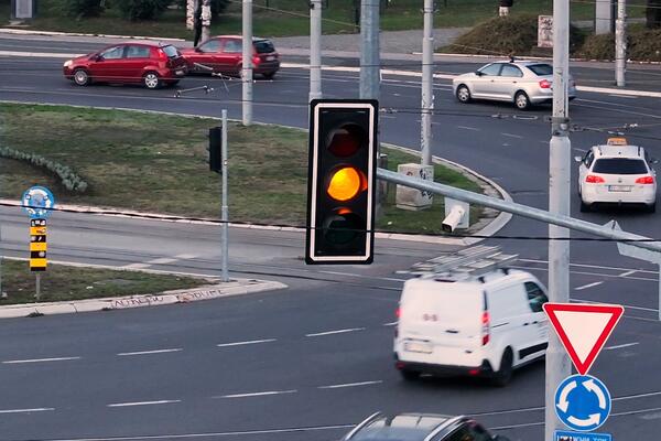 Semaforizacija na kružnim tokovima omogućava protočniji saobraćaj: Semafori u vreme špica vrše svoju funkciju