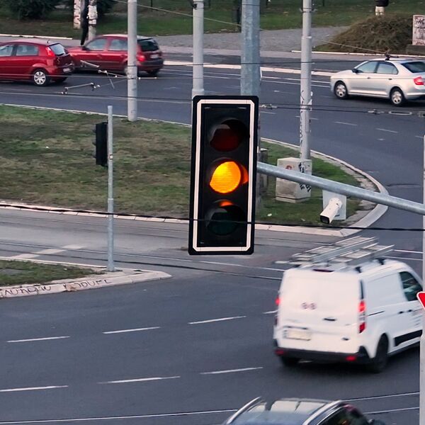 Semaforizacija na kružnim tokovima omogućava protočniji saobraćaj: Semafori u vreme špica vrše svoju funkciju