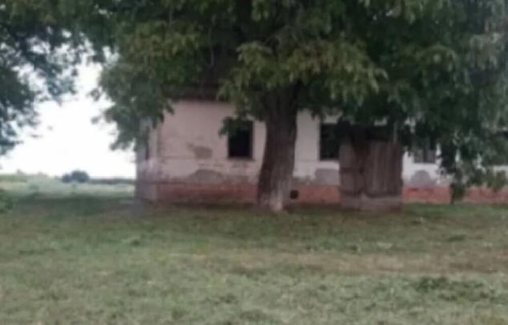 Kuća stara 180 godina propada