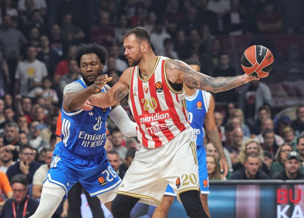 Donatas Motiejunas na utakmici Crvene zvezde i Real Madrida