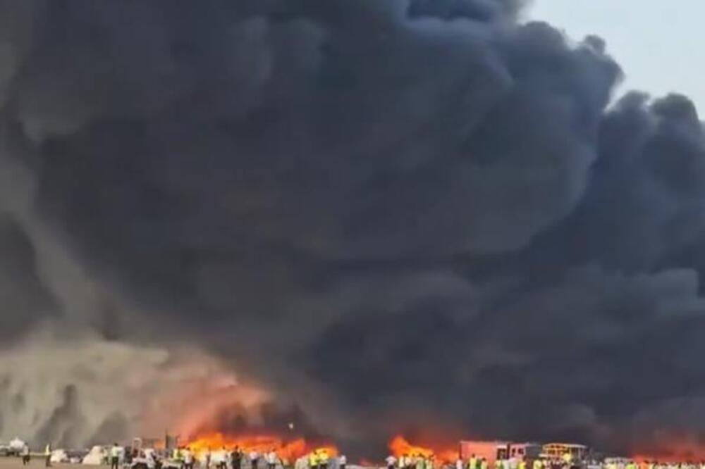 GORI POZNATI AERODROM! Crni oblak se nadvio nad pistom, snimci su više nego jezivi
