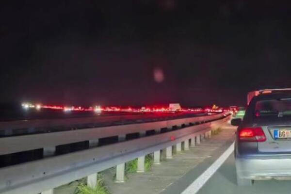 Kilometarska kolona vozila na auto-putu ka Beogradu! Evo šta je razlog