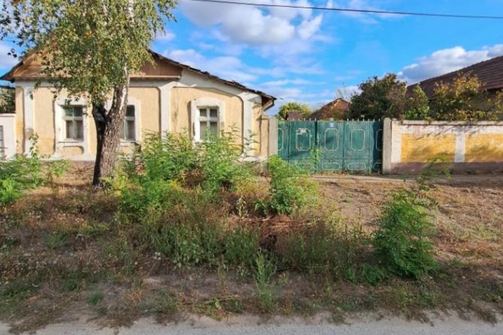 Kuća od 180 kvadrata košta 7.000 evra! Potpuno je legalizovana, ima pomoćne objekte, ali i ovu 1 stvar