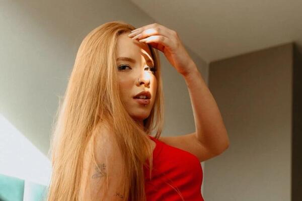 Ana je bila ISKUŠENICA U MANASTIRU, a sada... Zbog OVE REČENICE je odustala od ideje da bude MONAHINJA (FOTO)