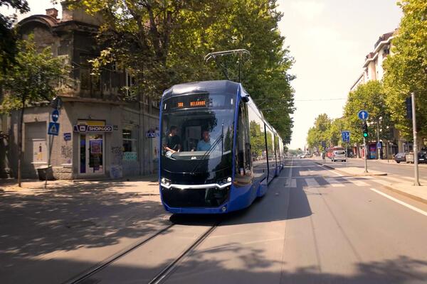 Utisci građana o javnom prevozu: Koliko im znači besplatan gradski prevoz i šta misle o novim vozilima?