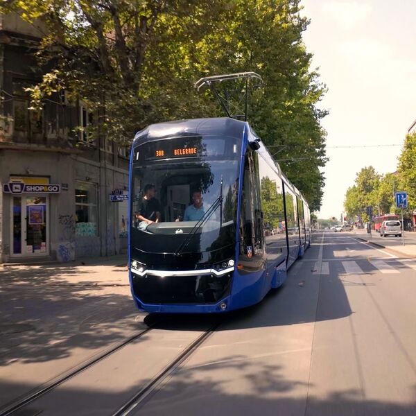 Utisci građana o javnom prevozu: Koliko im znači besplatan gradski prevoz i šta misle o novim vozilima?