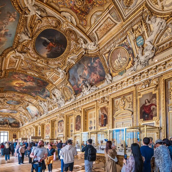 BIVŠI LOPOV OTKRIO ŠTA ĆE SADA URADITI PLJAČKAŠI LUVRA SA NEPROCENLJIVIM DRAGULJIMA: "Oni će dati milion za..."