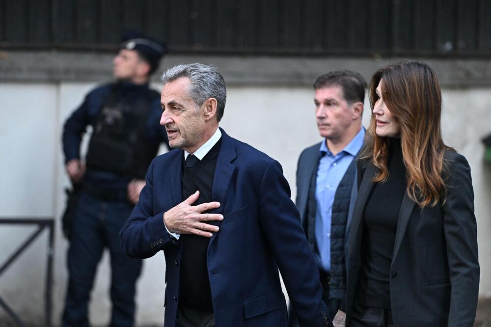 "Svi su me nazivali..." Detalji iz knjige Sarkozija digli svet na noge, jedna stvar sve šokira, prozvao i Makrona!