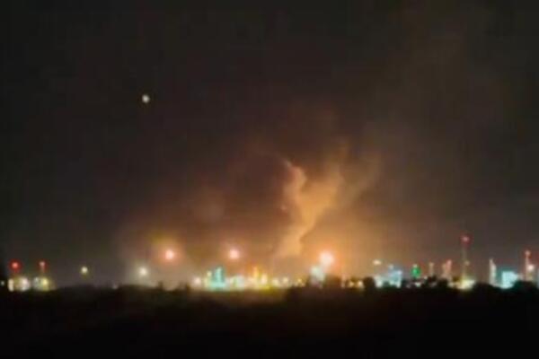 NEBO SE ZACRVENELO! U razmaku od samo 24 sata planule MOL-ova i Lukoilova rafinerija nafte - obe u našem komšiluku!