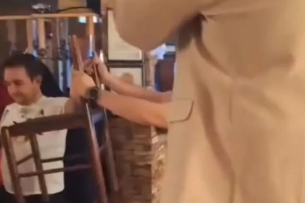 ŠOK I NEVERICA U RESTORANU KOD PANČEVA! Ljudi gledaju i ne veruju ŠTA RADI KUM! Stavili mu stolice, a on mora...