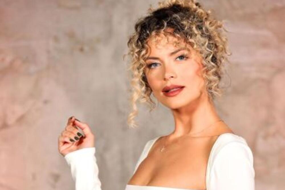 ŠOK! MILICA PAVLOVIĆ SE OŠIŠALA SKROZ NA KRATKO! Slika kruži mrežama, KAO DEČAK