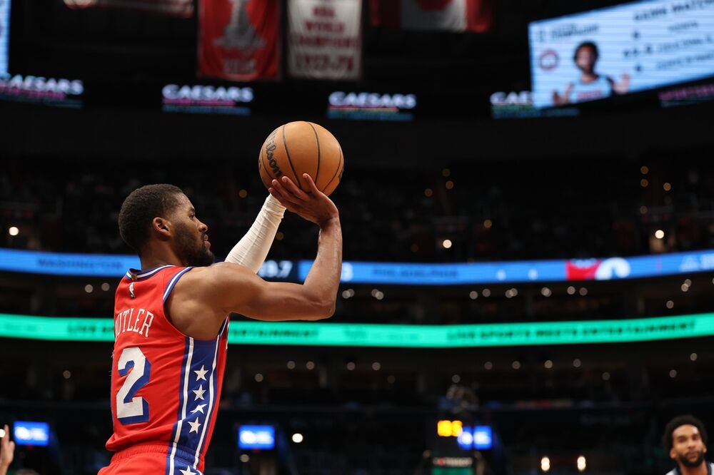 Džered Batler u dresu Filadelfije