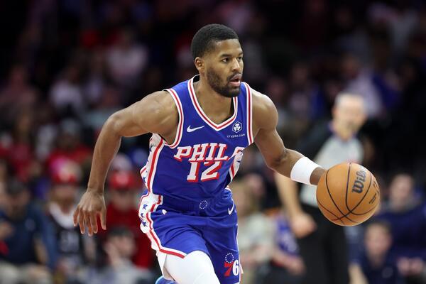 Zvezdaši, slavite! Džered Batler sleteo u Beograd! (Video)