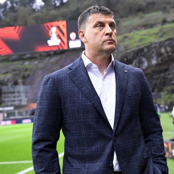 Crvena zvezda pozvala navijače na FCSB da obeleže jubilej Vladana Milojevića (Foto)