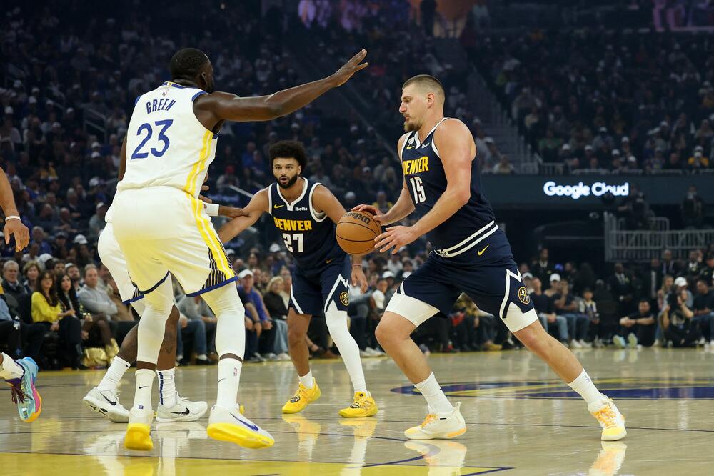 Nikola Jokić upisao tripl-dabl, ali nestao u drugom poluvremenu i produžetku (Video/Foto)