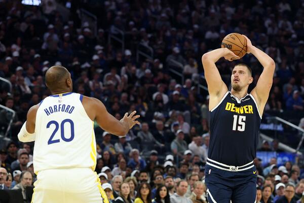 Jokićev tripl-dabl sa više asistencija od poena u prvoj pobedi Denvera!