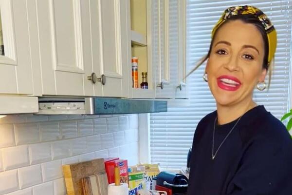 Voditeljka živi ko prava kraljica: Kada budete videli njen stan ostaćete bez teksta, ne zna čovek gde pre da gleda