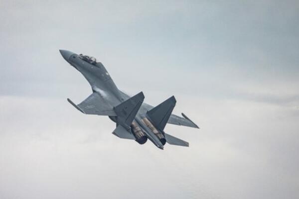 Ruski lovci uleteli u vazdušni prostor evropske zemlje! Upad od 18 sekundi digao NATO na noge, povučen hitan potez