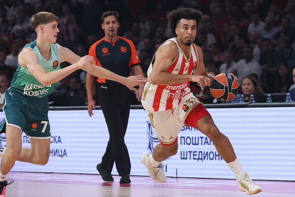 Džordan Nvora na utakmici Crvene zvezde i Baskonije u sezoni 2025/26 Evrolige