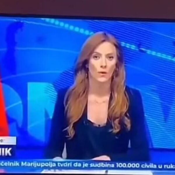 PANIKA U UŽIVO PROGRAMU! Voditeljku Dnevnika zatekao zemljotres u studiju - CRNOGORKINU REAKCIJU PREPRIČAVAJU