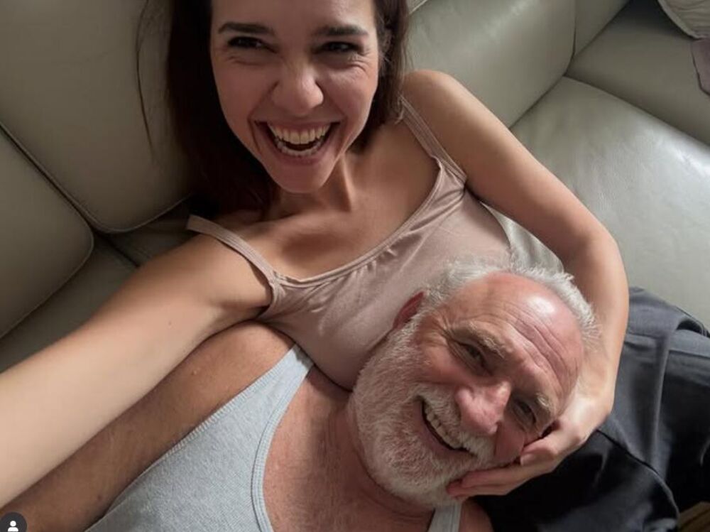 „Najslađi čovek na svetu. Srećan ti rođendan Lazare moj voljeni“,