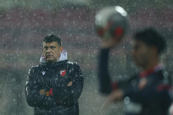 Vladan Milojević preuzima dominatnog šampiona iz komšiluka koji je u krizi?