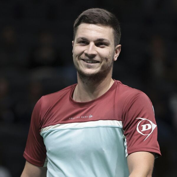 Kecmanović posle preokreta do četvrtfinala Atine!