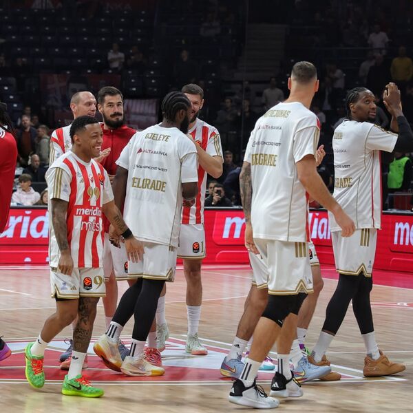 Crveno-beli niz bez kraja: Zvezda razbila Asvel u paklu "Arene"!