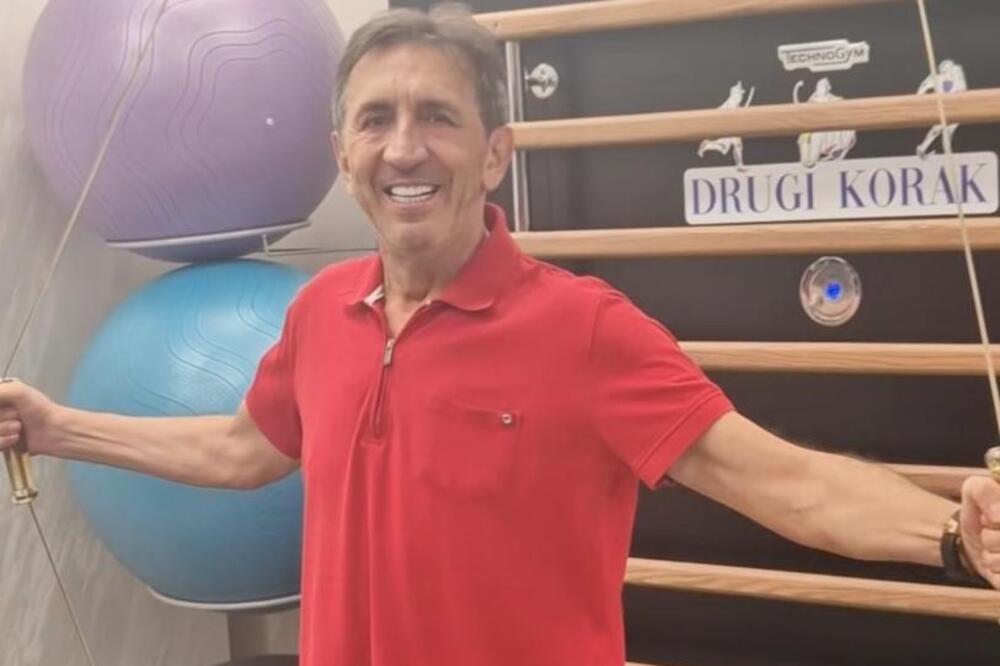 "ČESTO MI ZAFALI NEKA REČ, A ONDA MI SE U GLAVI...": Evo kakve posledice Žika Jakšić oseća posle šloga!