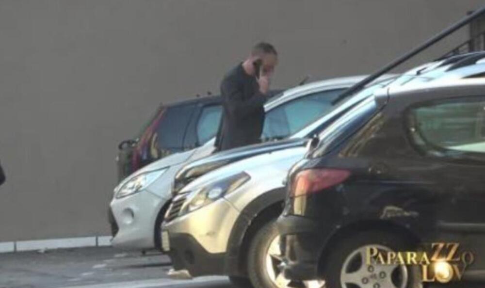 OVAKO IZGLEDA DEČKO PINKOVE VODITELJKE S KOJIM JE U HOTELU VARALA MUŽA! Uhvaćeni ZAJEDNO, šok