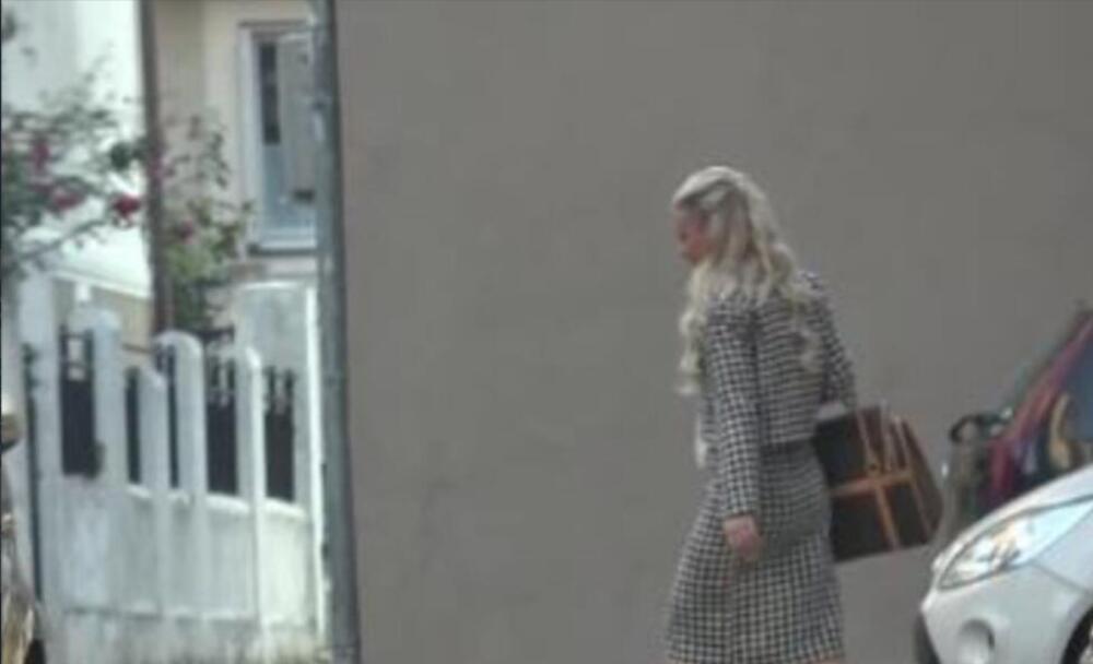 OVAKO IZGLEDA DEČKO PINKOVE VODITELJKE S KOJIM JE U HOTELU VARALA MUŽA! Uhvaćeni ZAJEDNO, šok