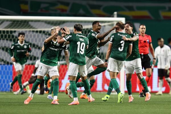 Palmeiras nadoknadio minus od 0:3 i razbio LDU Kito za finale Kopa Libertadores (Video)