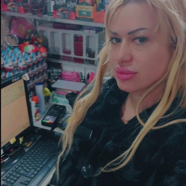 SVI SE ZAČUDE KAD VIDE OVU ŽENU ZA KASOM! Plaćali je na Pinku, a sad radi u MARKETU! Da čovek ne poveruje