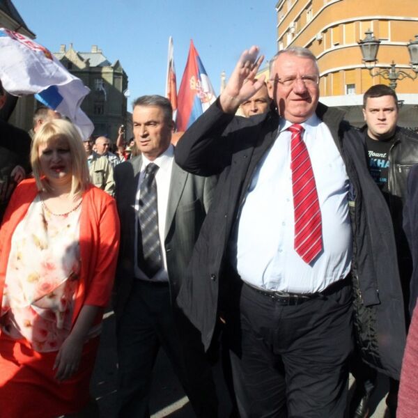 ŠEŠELJEVA TAJNA LJUBAV KOJA JE ŠOKIRALA BEOGRAD! Imala 19 godina kad se o ovome ŠAPUTALO: "MOGLA SI BITI ĆIĆOLINA!"