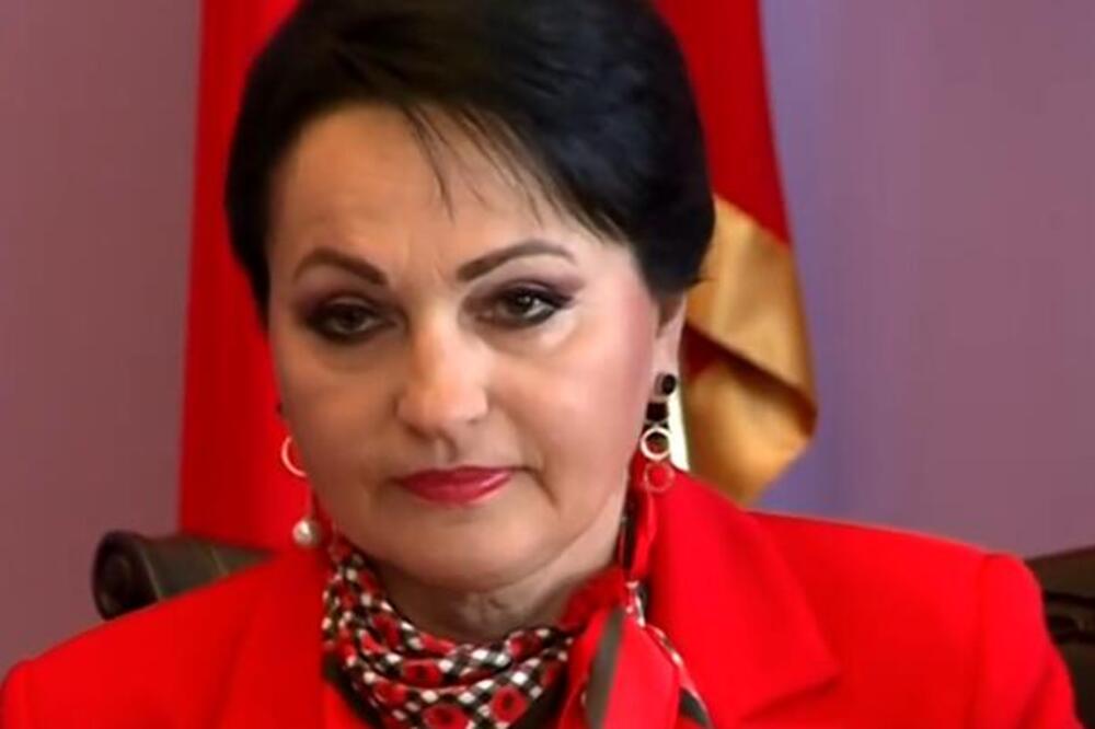 KUMU JE POKUŠAVALA DA SREDI... Pad Vesne Medenice, jedne od najmoćnijih Crnogorki: "JA ŽRTVA DA BUDEM NJIHOV ŠTRIK"