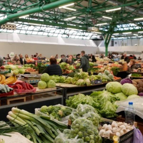 VELIKA ZABUNA I NA PIJACI! Ovo &ldquo;voće&rdquo; je zapravo povrće - jedite ga SAMO NOĆU i telo će vam biti zahvalano