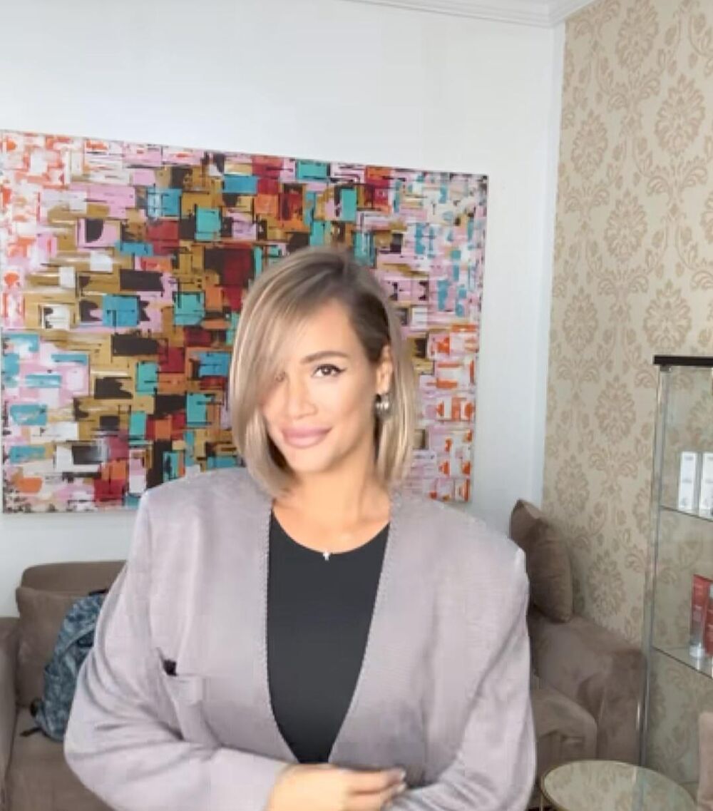 Pevačica je mnoge oduševila novom frizurom