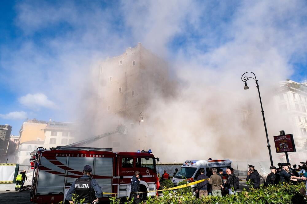 Urušila se kula u Rimu u blizini Koloseuma! Ljudi zatrpani pod ruševinama, kamere sve zabeležile (VIDEO)
