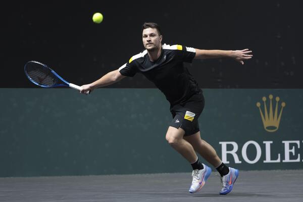 Miomir Kecmanović sa dva taj-brejka preko Poljaka do drugog kola (Video)