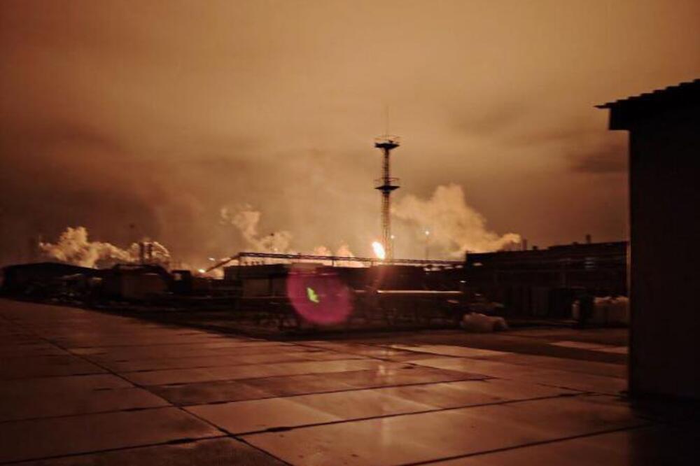 GORI JEDNA OD NAJVEĆIH PUTINOVIH RAFINERIJA?! Ukrajina izvela žestok napad, haos u gradu na 180 km od Moskve!