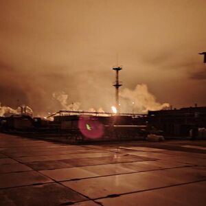 UZBUNA ŠIROM RUSIJE, GORI JEDNA OD NAJVEĆIH LUKOILOVIH RAFINERIJA! Hiljade ljudi bez struje, totalni haos! (VIDEO)