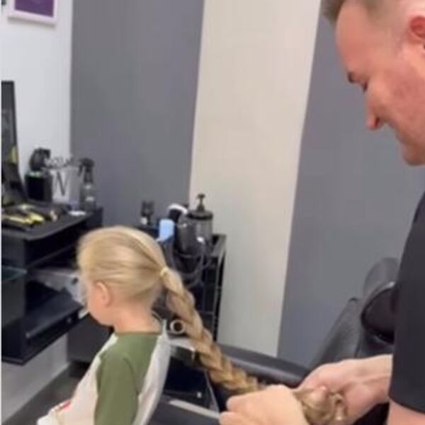 "Mali gospodin velikog srca" Zahariju iz Bijeljine ceo Balkan skida kapu - svoju kosu donirao deci oboleloj od raka