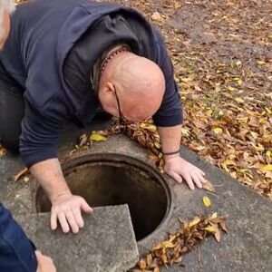 ZMIJA DUGAČKA METAR SE POJAVILA U ŠKOLI U VRANJU: Vladica odmah otišao tamo, DECA BILA U PANICI! (VIDEO)